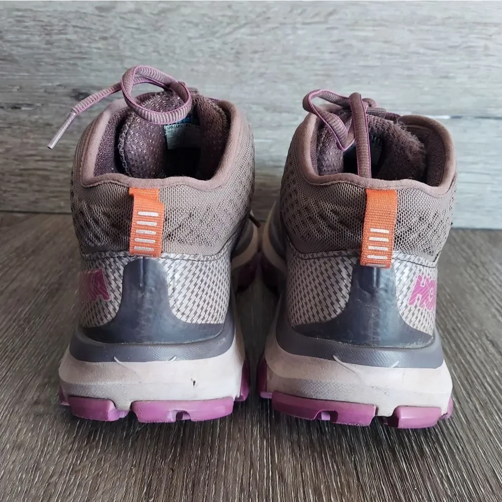 Hoka One One gore tex